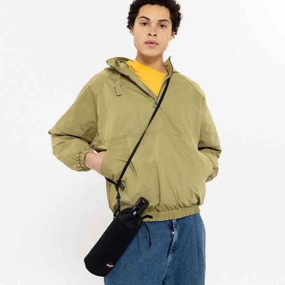 Eastpak Musco Insulated Bottle Sleeve Jet Black 4 Eastpak Musco Insulated Bottle Sleeve Jet Black - Image 4